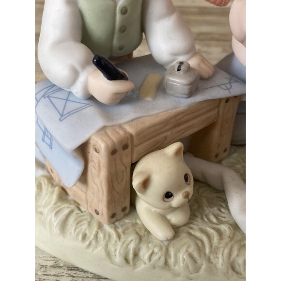 Precious Moments “We’ve Got the Right Plan” Figurine 2001 Enesco 937282 - Picture 8 of 12